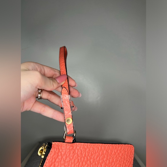 BURBERRY WRISTLET CORAL GRAINED LEATHER NWOT - Picture 3 of 7